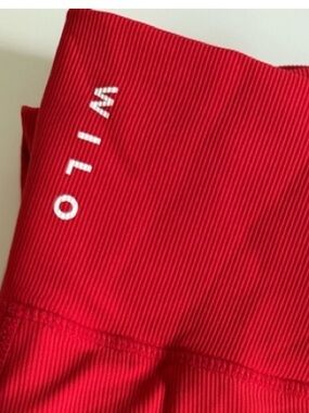 WILO The Label High-Rise Red Sculpting Ribbed Leggings Women’s Size Large NWOT